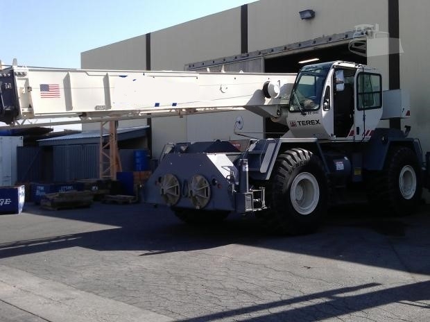 Gruas Terex RT335