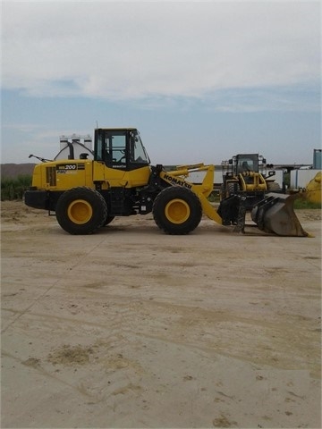 Cargadoras Sobre Ruedas Komatsu WA200 de bajo costo Ref.: 1506656255497883 No. 2