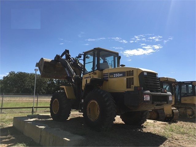 Cargadoras Sobre Ruedas Komatsu WA250 importada a bajo costo Ref.: 1507171175285715 No. 3