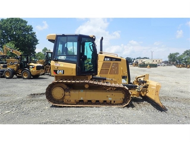 Tractores Sobre Orugas Caterpillar D3K de importacion a la venta Ref.: 1507760507944594 No. 4