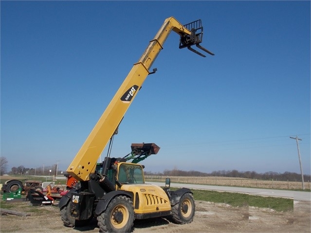 Telehandler Caterpillar TL943