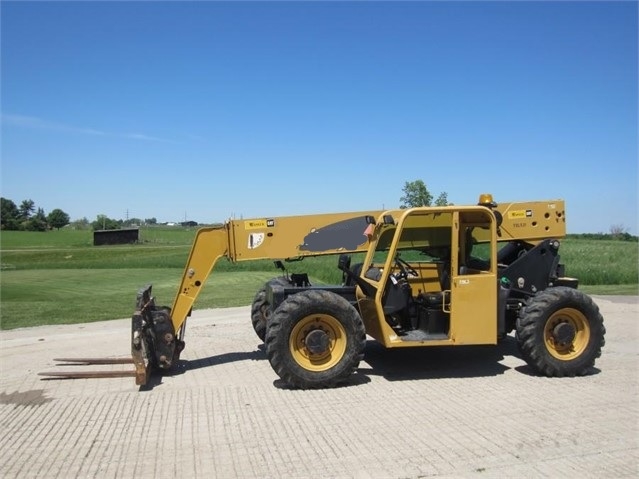 Telehandler Caterpillar TL943