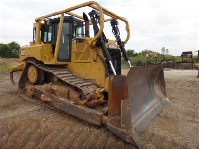 Dozers/tracks Caterpillar D6T