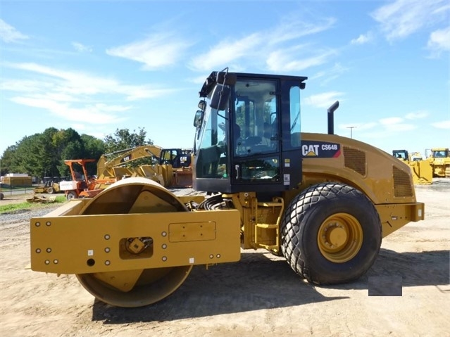 Vibratory Compactors Caterpillar CS64