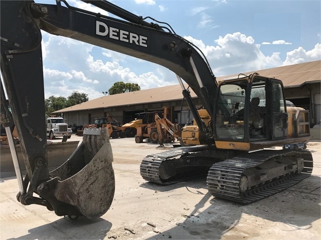 Hydraulic Excavator Deere 200D