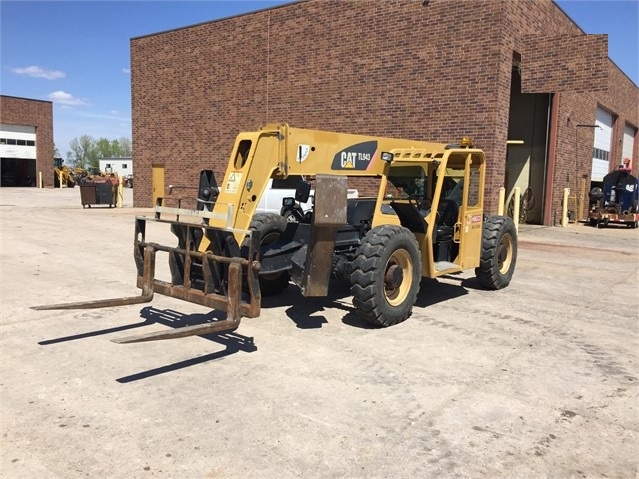 Telehandler Caterpillar TL943