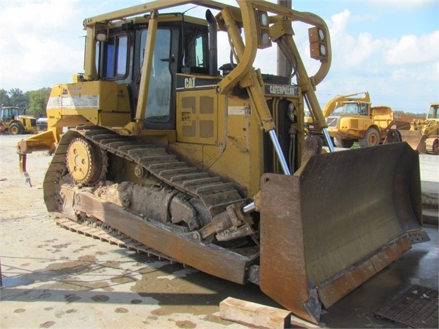 Dozers/tracks Caterpillar D6R