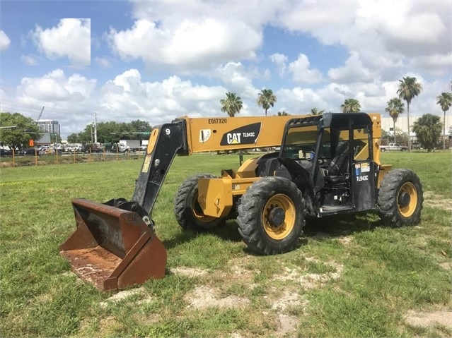 Telehandler Caterpillar TL943