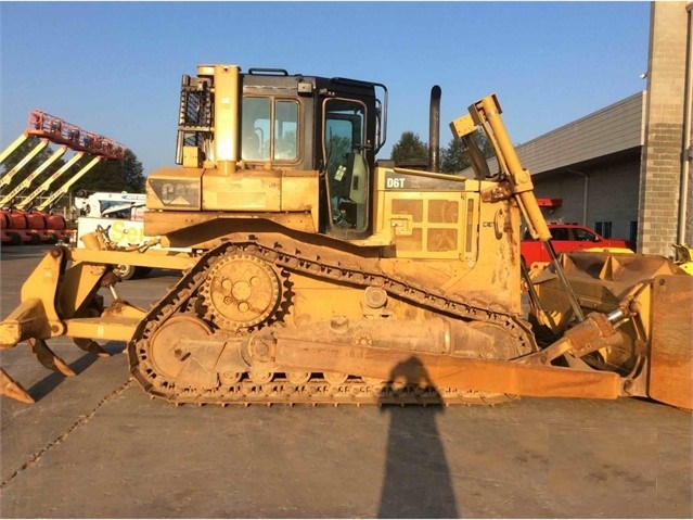 Dozers/tracks Caterpillar D6T