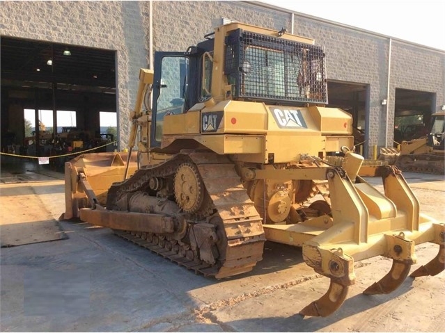 Tractores Sobre Orugas Caterpillar D6T en venta Ref.: 1509560881313016 No. 4