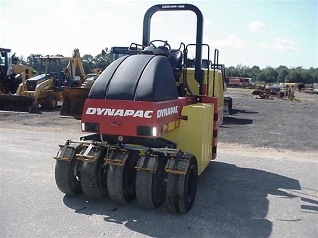 Compactadora Con Llantas Dynapac CP142 en venta Ref.: 1509645758519259 No. 4