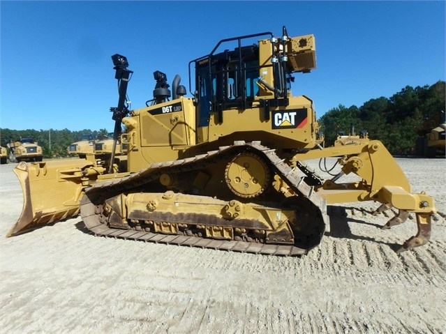 Dozers/tracks Caterpillar D6T