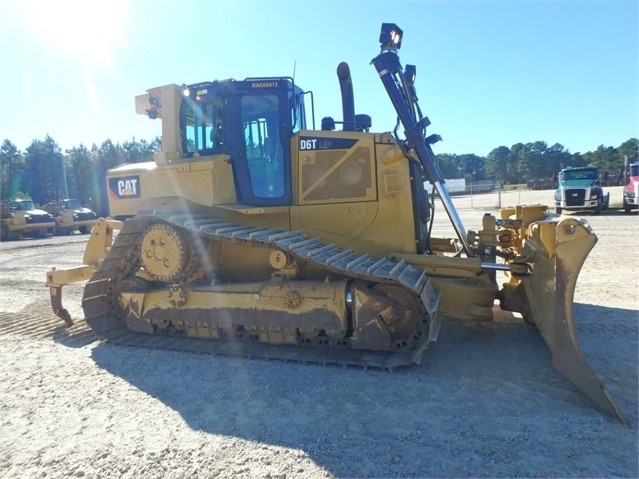 Tractores Sobre Orugas Caterpillar D6T de importacion a la venta Ref.: 1509656166344602 No. 4