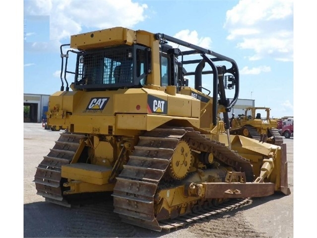 Tractores Sobre Orugas Caterpillar D6T de medio uso en venta Ref.: 1510257210719186 No. 4