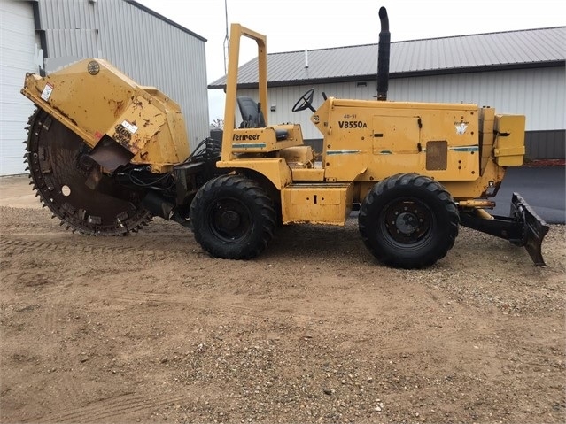 Trencher Vermeer V8550A