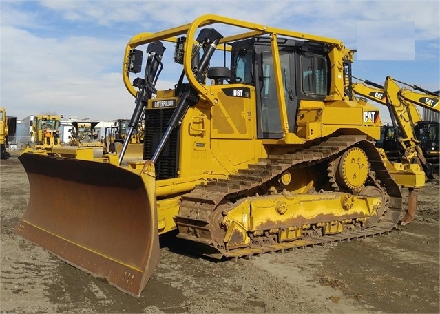 Tractores Sobre Orugas Caterpillar D6T