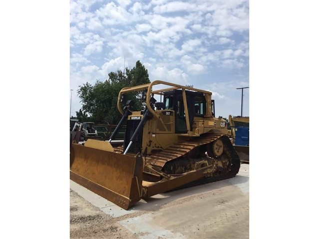 Dozers/tracks Caterpillar D6T