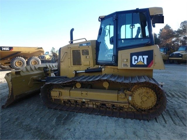 Tractores Sobre Orugas Caterpillar D6K de medio uso en venta Ref.: 1512103539353533 No. 2