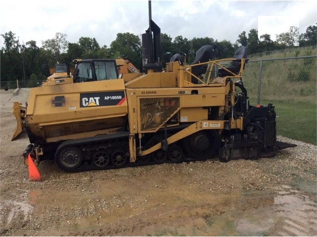 Pavers Caterpillar AP-1055D