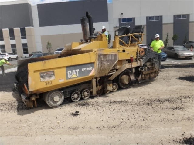 Pavimentadoras Caterpillar AP-1055D