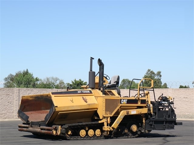 Pavimentadoras Caterpillar AP-1050B