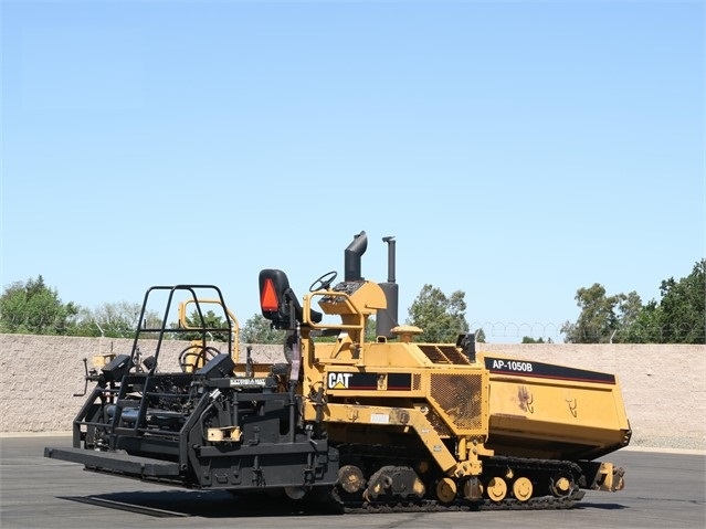 Pavimentadoras Caterpillar AP-1050B en venta Ref.: 1513116194147827 No. 4