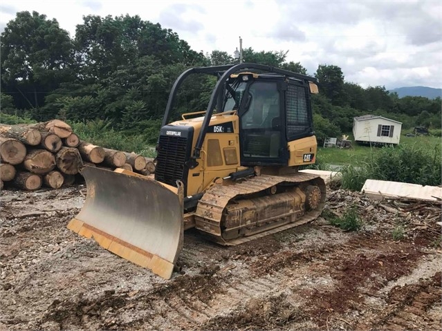 Dozers/tracks Caterpillar D5K