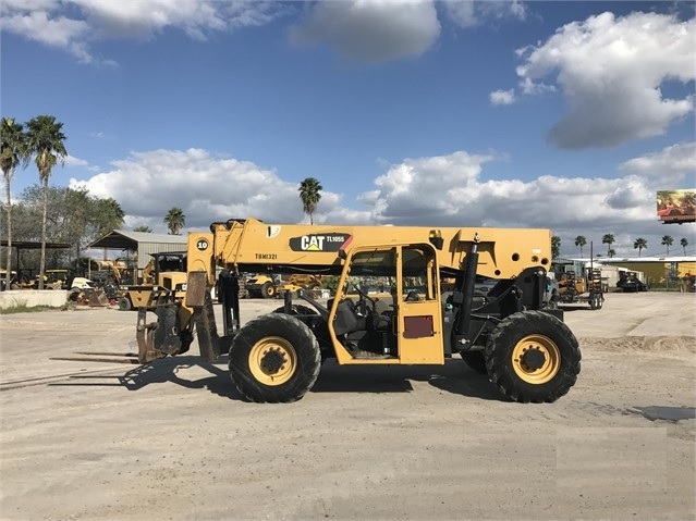 Telehandler Caterpillar TL1055