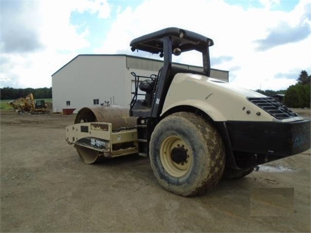 Compactadora Vibratoria Ingersoll-rand SD105DX seminueva en venta Ref.: 1515687861718888 No. 2