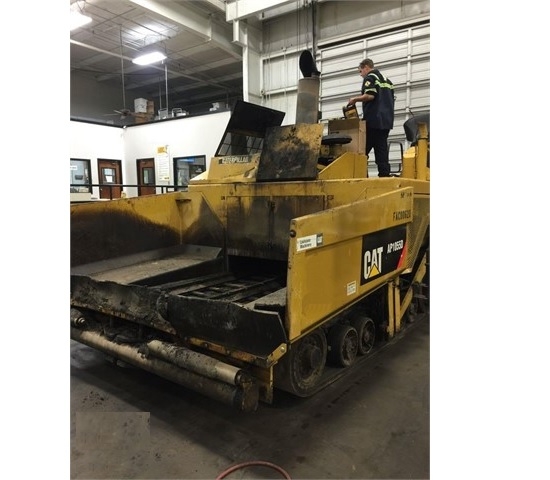 Pavimentadoras Caterpillar AP-1055D de medio uso en venta Ref.: 1515781621704486 No. 2