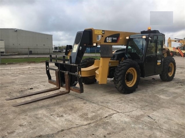 Manipulador Telescopico Caterpillar TL943