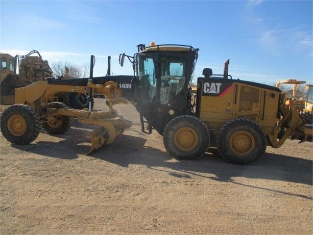 Motor Graders Caterpillar 140M