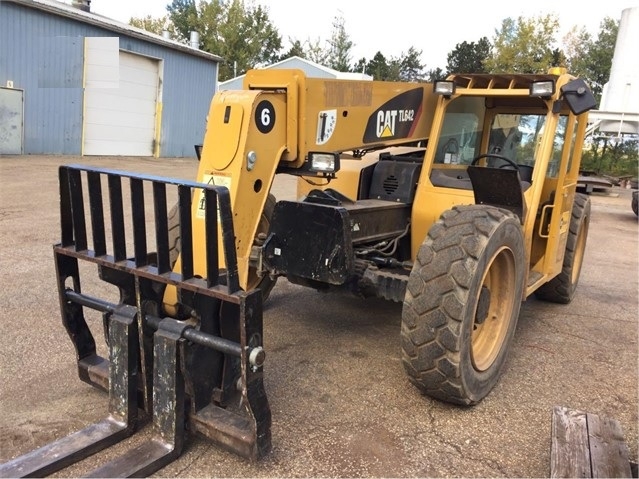 Telehandler Caterpillar TL642