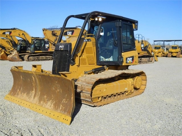 Dozers/tracks Caterpillar D5K