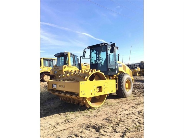 Compactadora Vibratoria Caterpillar CS66 en optimas condiciones Ref.: 1517534770890138 No. 2