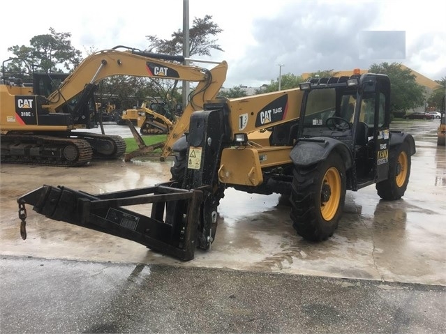 Telehandler Caterpillar TL642