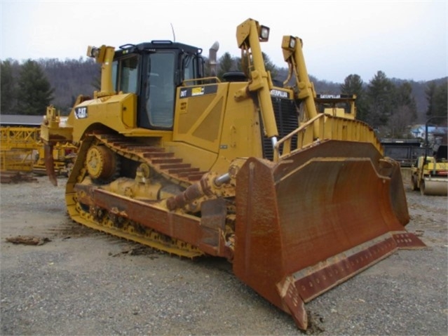 Dozers/tracks Caterpillar D8T