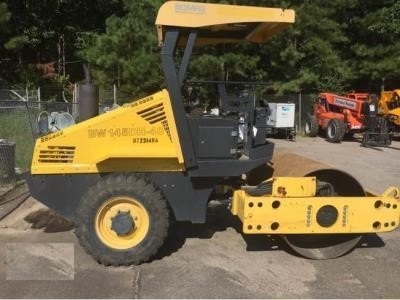 Compactadora Vibratoria Bomag BW145D