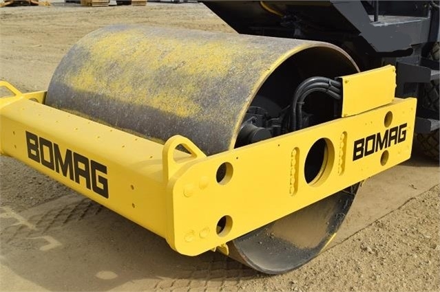 Compactadora Vibratoria Bomag BW177D importada en buenas condicio Ref.: 1519075955316354 No. 3