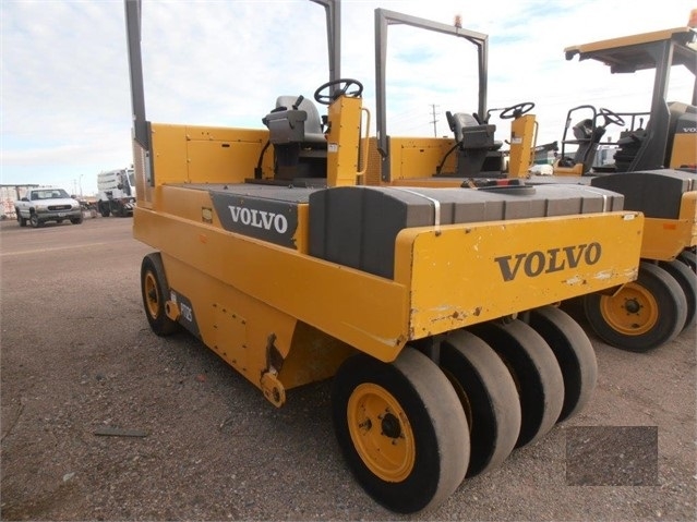 Compactadora Con Llantas Volvo PT125R usada Ref.: 1519336489704054 No. 2