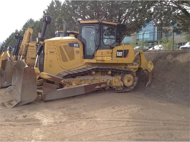 Dozers/tracks Caterpillar D7E