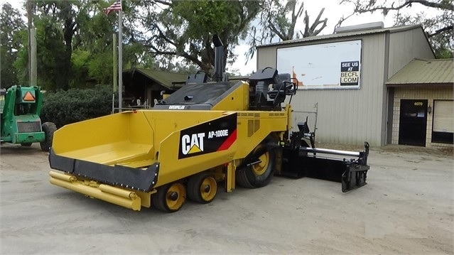 Pavimentadoras Caterpillar AP-1000E