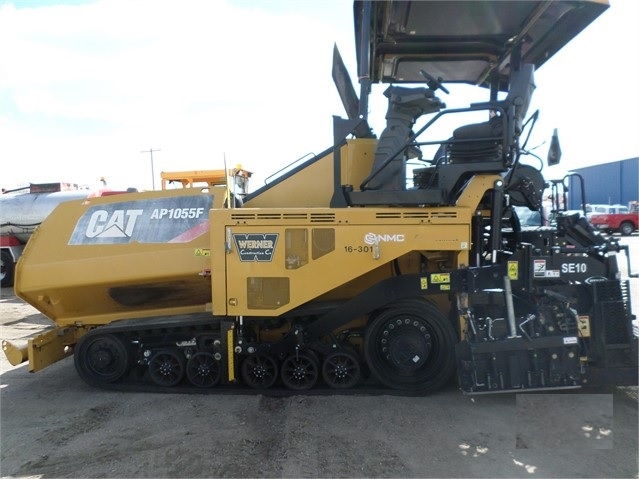 Pavimentadoras Caterpillar AP-1055F