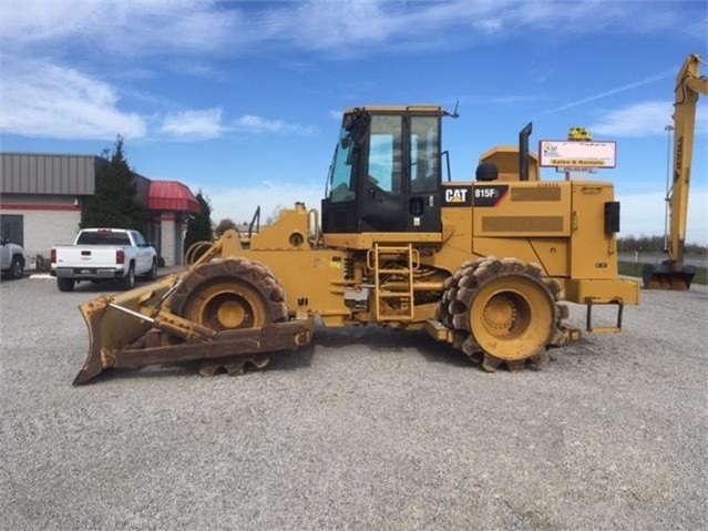 Compactadoras Suelos Y Rellenos Caterpillar 815F