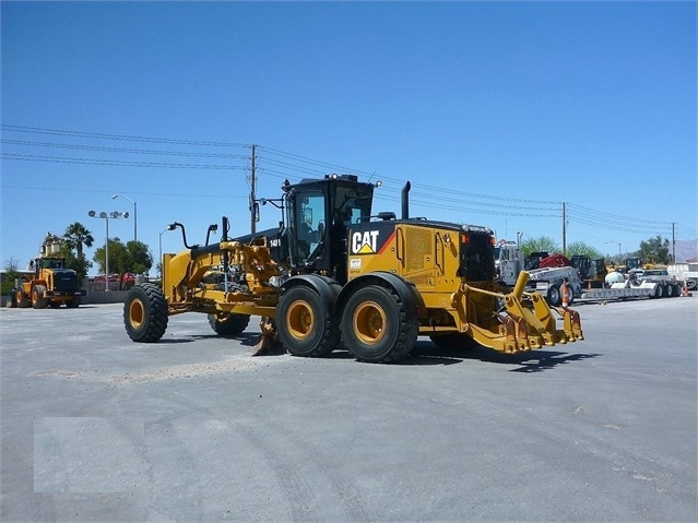 Motoconformadoras Caterpillar 14M de segunda mano a la venta Ref.: 1525468013261721 No. 3