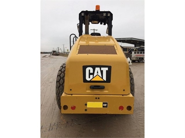 Compactadora Vibratoria Caterpillar CS54 seminueva en venta Ref.: 1525742420527698 No. 4