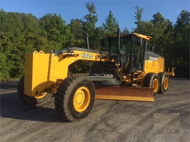 Motoconformadoras Deere 672G