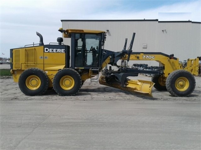 Motoconformadoras Deere 770G de bajo costo Ref.: 1526592732820084 No. 3