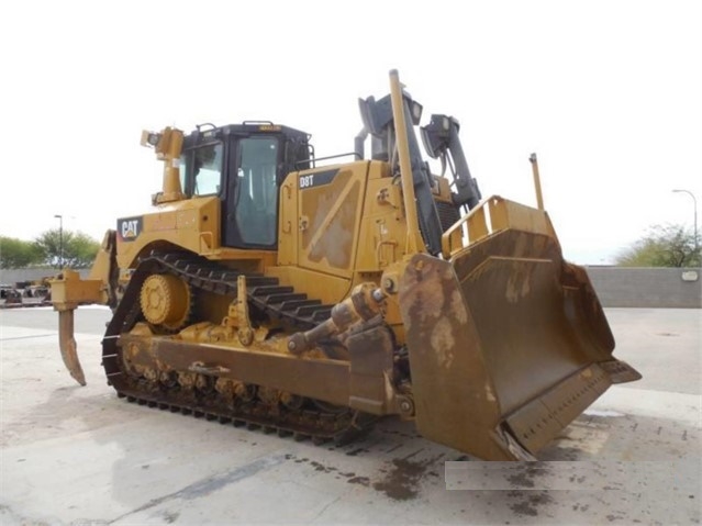 Dozers/tracks Caterpillar D8T