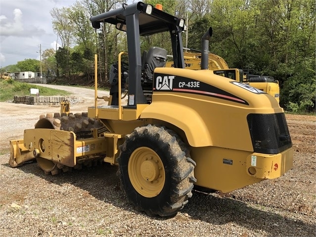 Vibratory Compactors Caterpillar CP-433E